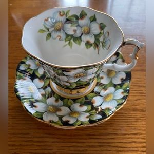 Flora Series Royal Albert Dogwood Tea Cup and Saucer Set